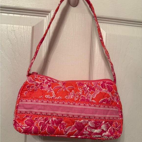 2/Vera Bradley Retired Hope Toile Coral Pink Molly Style Shoulder
Bags NWOT - Picture 6 of 11